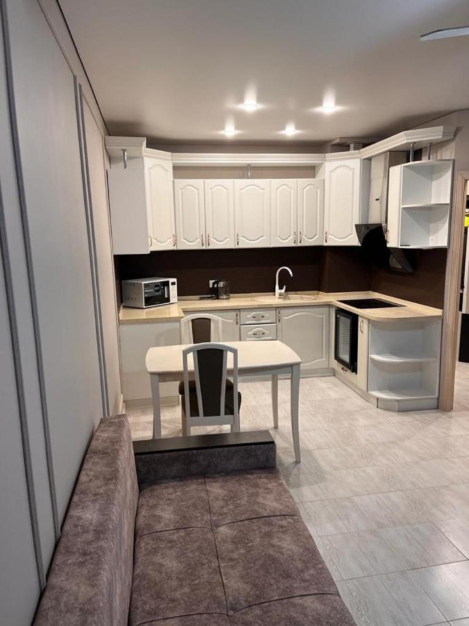 Zhalgin'S Apartments 1 Turksib Ngoại thất bức ảnh