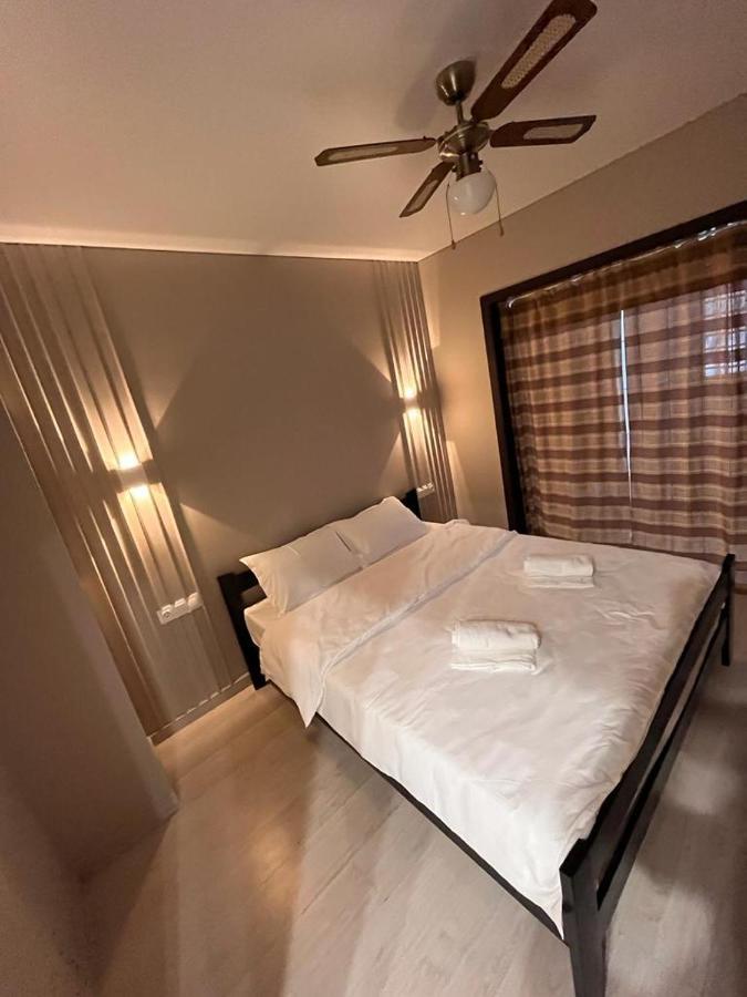 Zhalgin'S Apartments 1 Turksib Ngoại thất bức ảnh