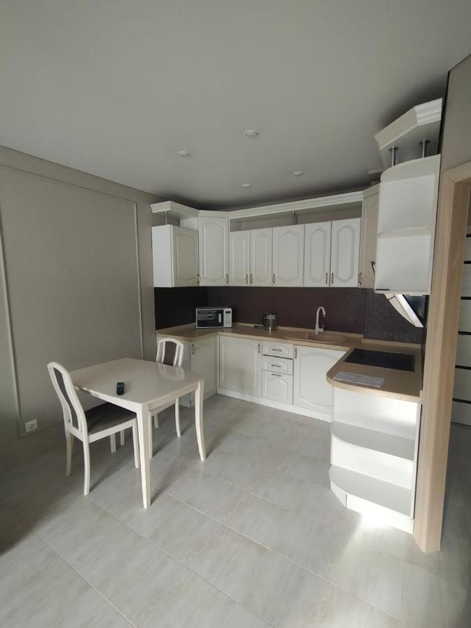Zhalgin'S Apartments 1 Turksib Ngoại thất bức ảnh