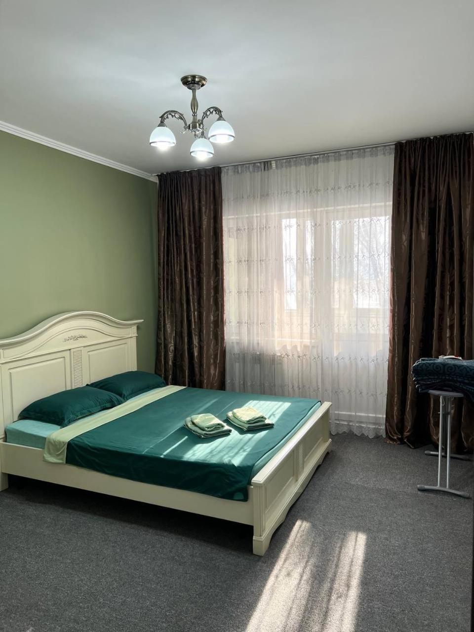 Zhalgin'S Apartments 1 Turksib Ngoại thất bức ảnh